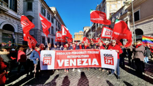 manifestazione nazionale contro il taglio delle rivalutazioni del 15 dicembre 2023